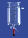 Reaction vessels, cylindrical, with thermostatic jacket and withdrawal valve